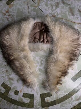 Vintage Cream Brown Tipped Fur Stole